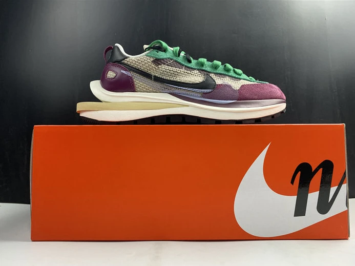 Nike Vaporwaffle sacai Villain Red Neptune Green BestValue 2708