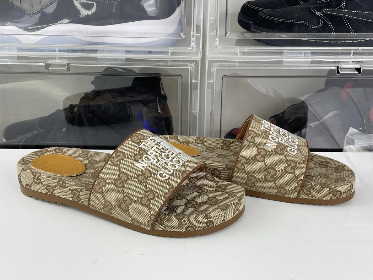 North Face X GUCCI Brown color slipper Trendy 89