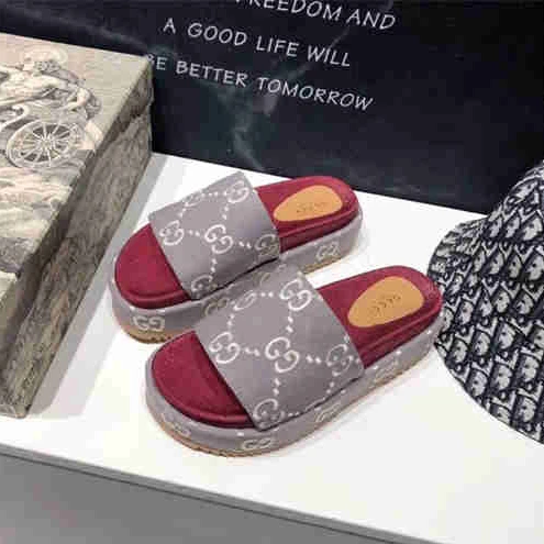 Popular 2572 Gucci Slipper 3101
