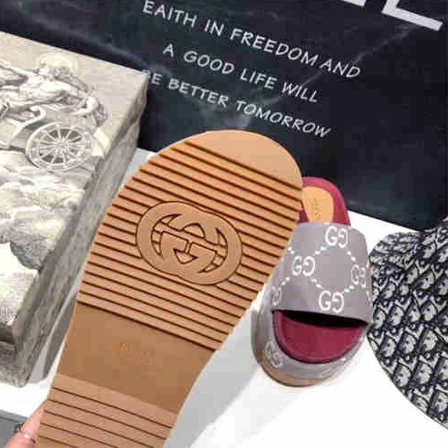 Popular 2572 Gucci Slipper 3101