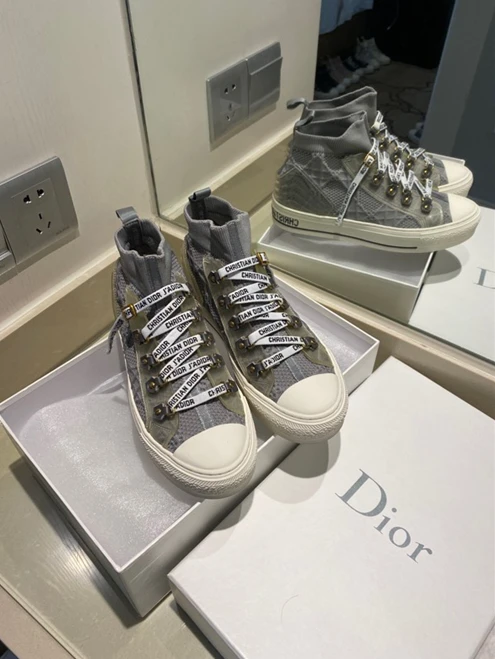 Popular 5758 DR Sneaker 1682