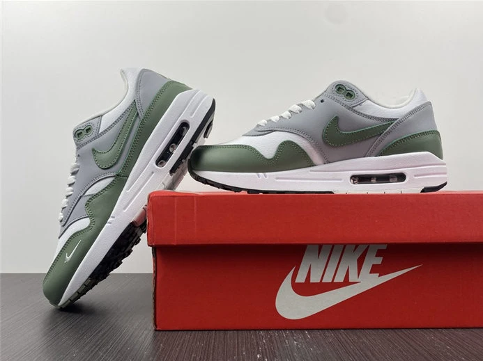 Popular 8217 Nike Air Max 1 Spiral Sage DB5074- 2569