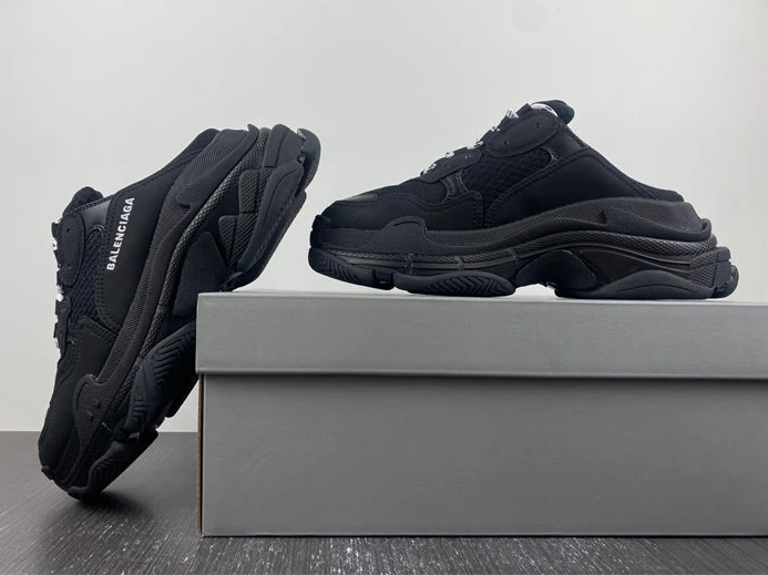 Popular BALENCIAGA TRIPLE S 755686 W3SM2 1000 3310