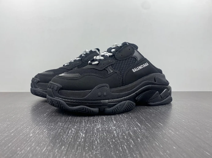 Popular BALENCIAGA TRIPLE S 755686 W3SM2 1000 3310
