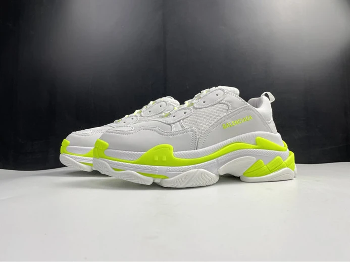 Popular BLCG TRIPLE SNEAKER 536737 W0901 9088 3398