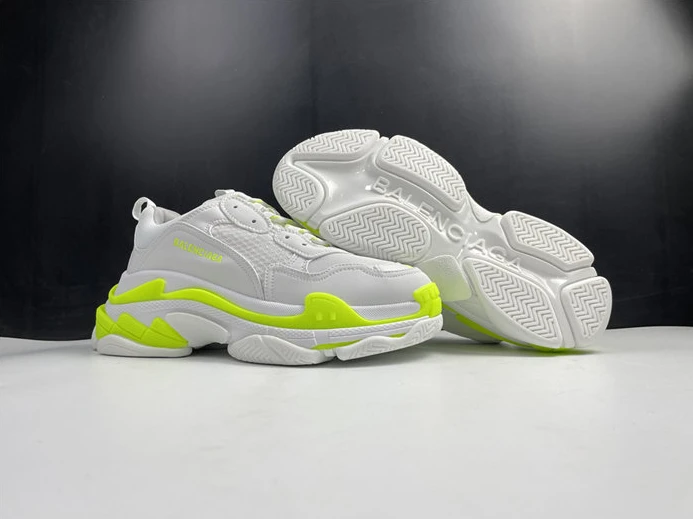 Popular BLCG TRIPLE SNEAKER 536737 W0901 9088 3398