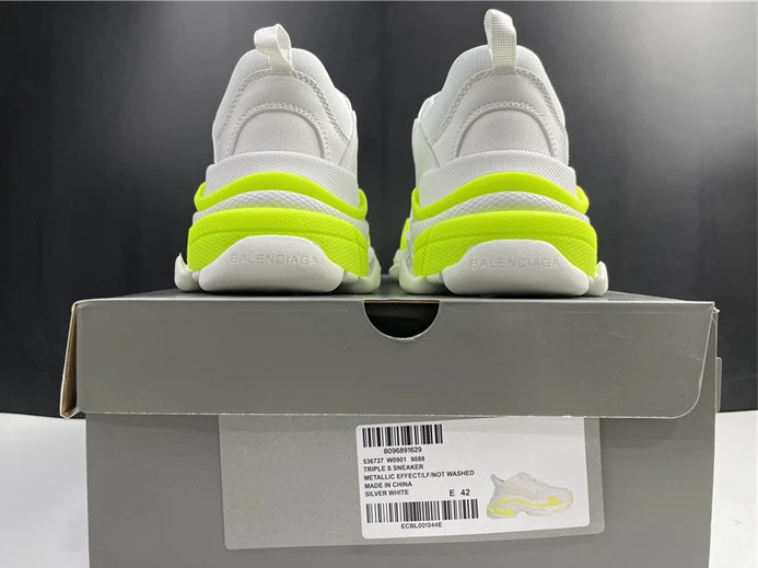 Popular BLCG TRIPLE SNEAKER 536737 W0901 9088 3398
