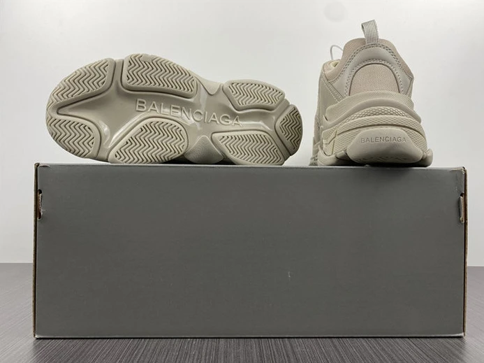Popular BLCG Triple S Beige 524039 W2FW1 97010 3355