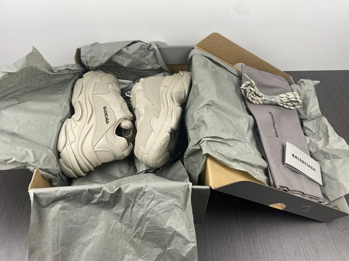 Popular BLCG Triple S Beige 524039 W2FW1 97010 3355