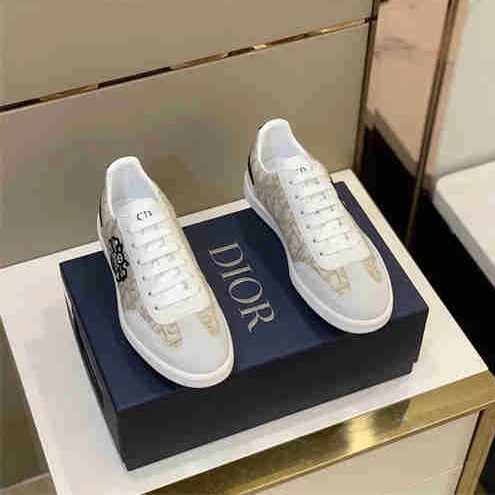 Popular DR Sneaker 1637