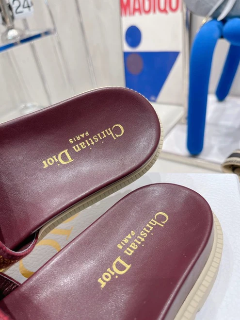 Popular Dio Slipper 3288