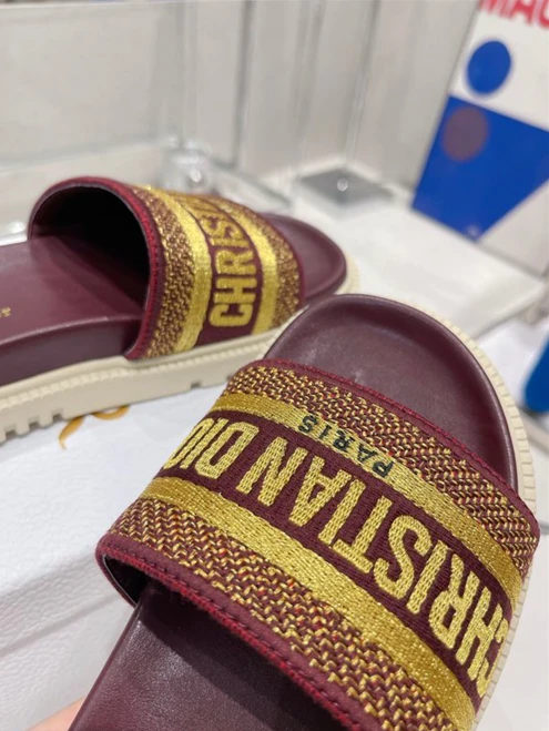 Popular Dio Slipper 3288