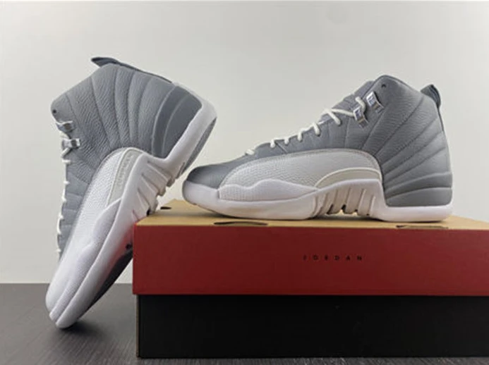 Popular Jordan 12 Retro Stealth CT8013-015 1111