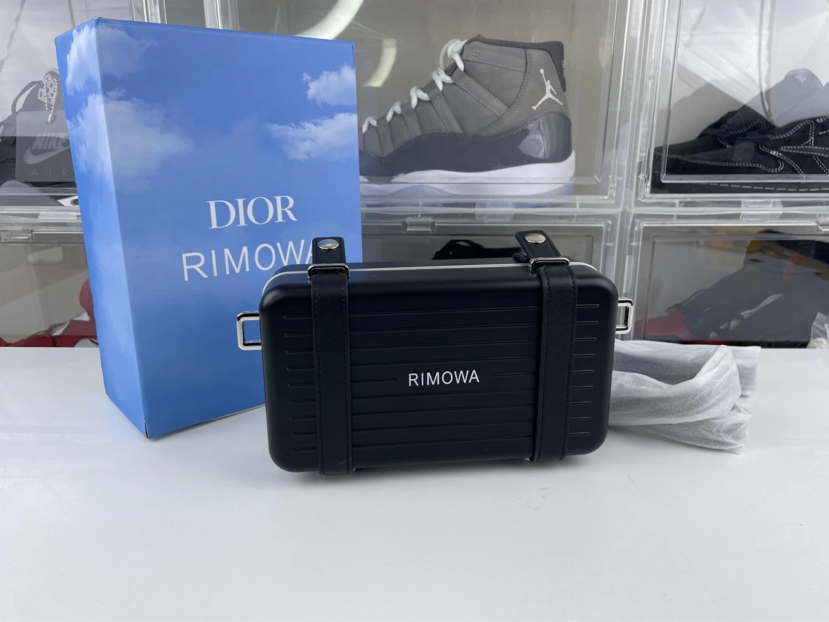 Rimowa Cross-body bags Dior (20cm) UrbanStyle 256