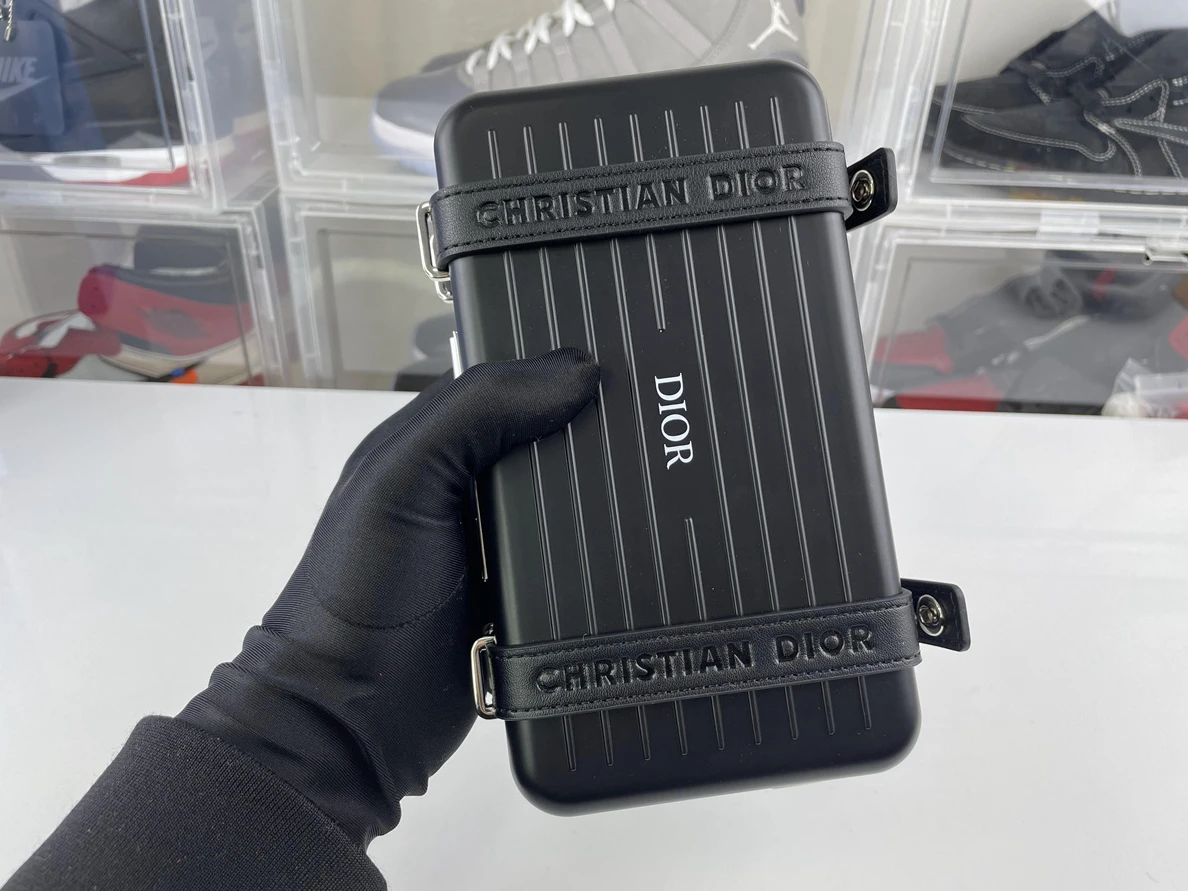Rimowa Cross-body bags Dior (20cm) UrbanStyle 256