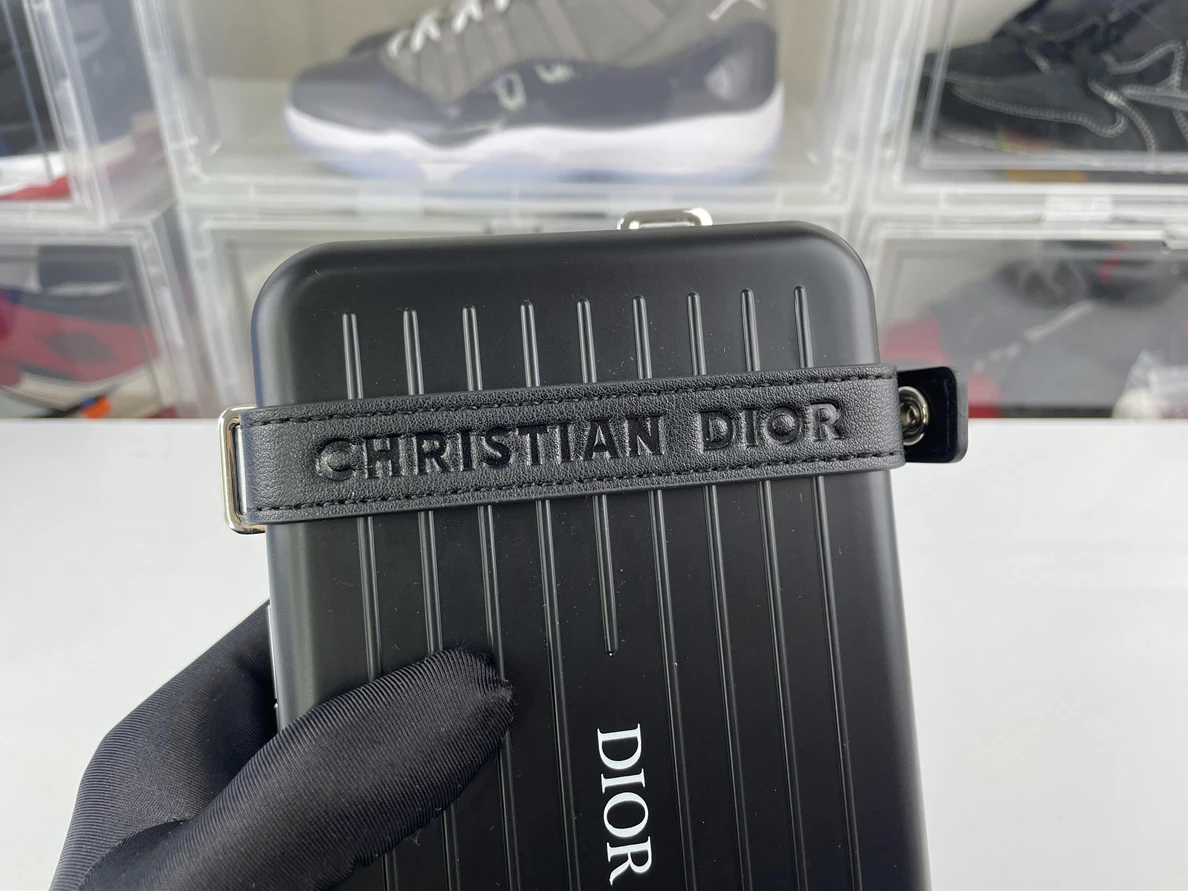 Rimowa Cross-body bags Dior (20cm) UrbanStyle 256