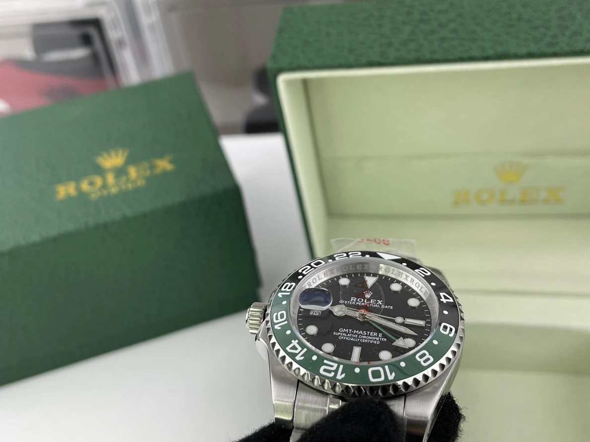 Rolex Oyster Perpetual Date Green Black (41MM) SmartChoice 322