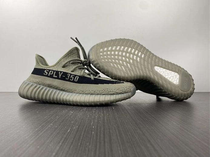 SmartChoice 1178 adidas Yeezy Boost 350 V2 HQ 2886