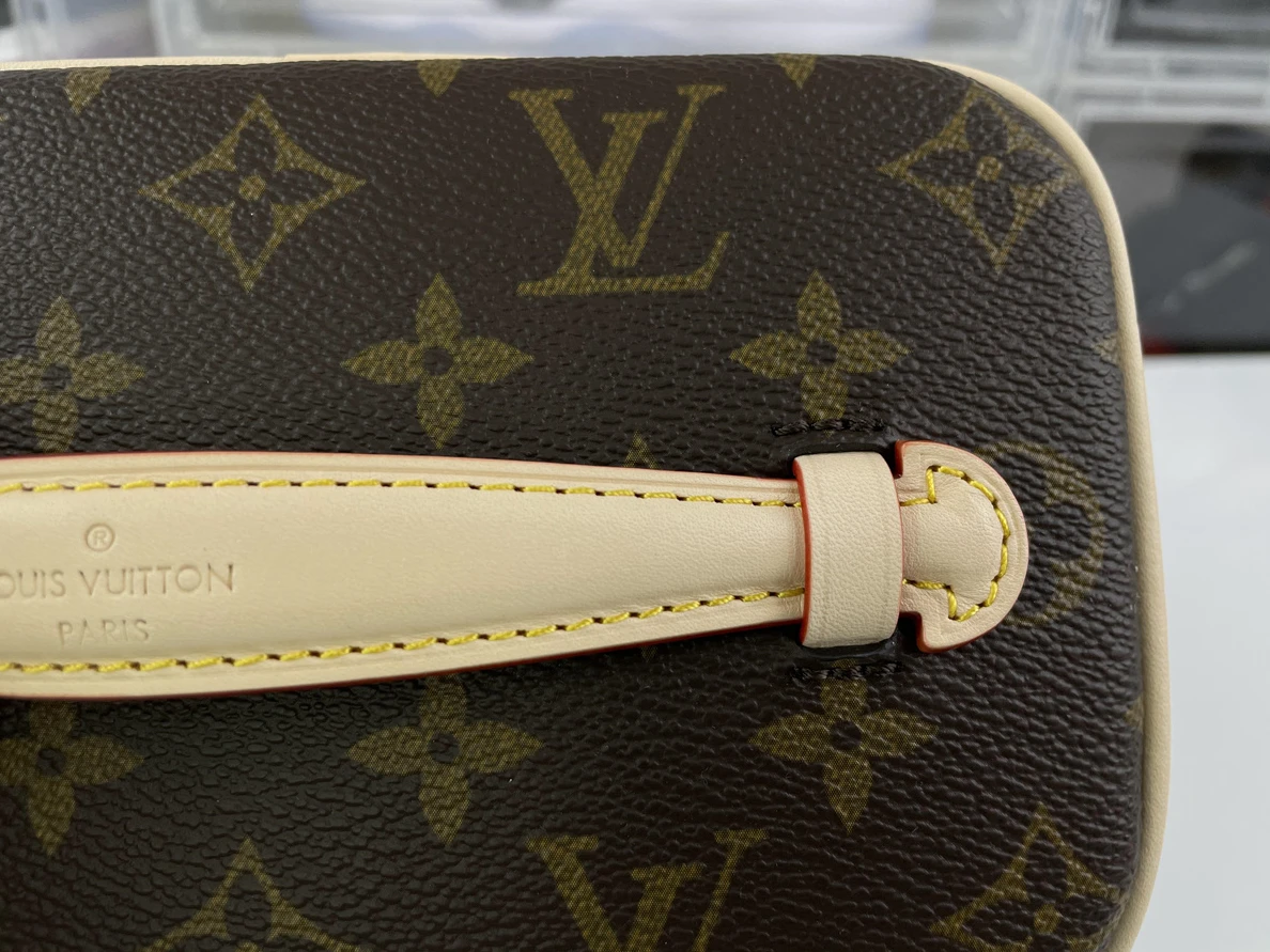 SmartChoice 3172 LV Nice Nano Monogram middle size ( 20 x 13.5  x 12 cm) 187