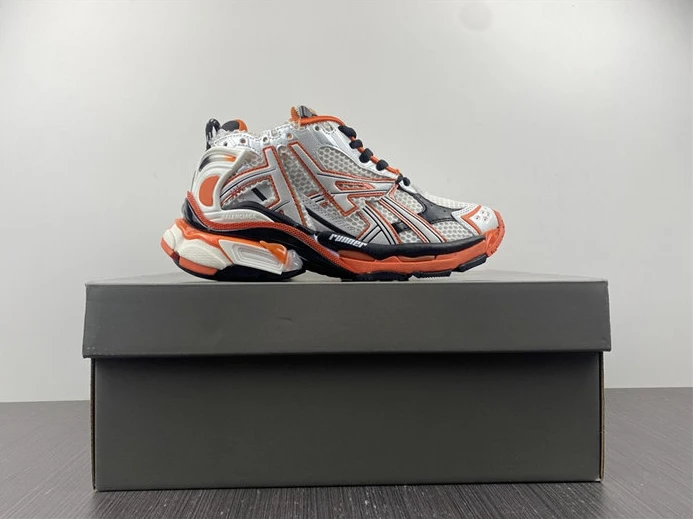 SmartChoice 5301 BLCG Runner Orange  677402 W3RB7 3385