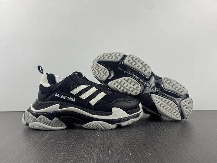SmartChoice 9247 BLCG TRIPLE S SNEAKER 710021 W3RN3 3391