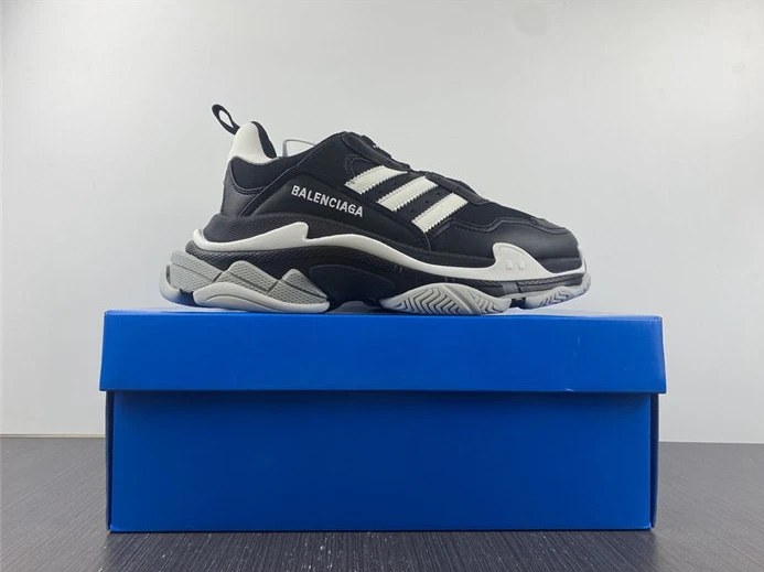 SmartChoice 9247 BLCG TRIPLE S SNEAKER 710021 W3RN3 3391