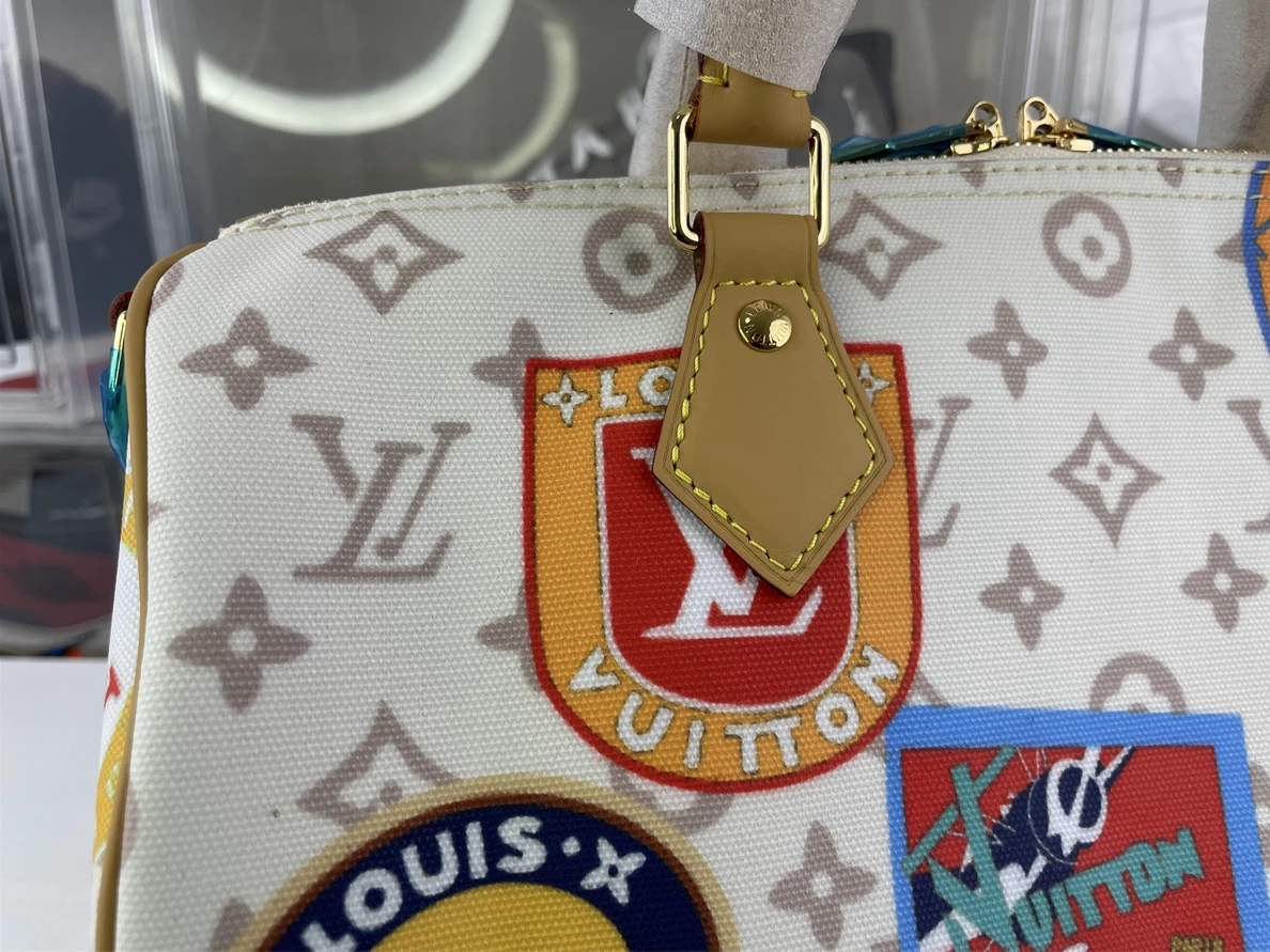 SmartChoice 9615 LV Speedy Soft30 Monogram Dune ladies white bag,(30 x 21 x 17 cm) 138