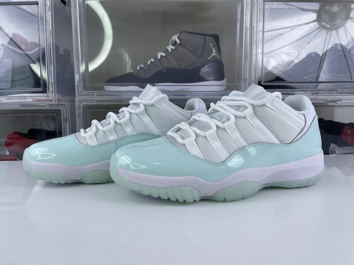 SmartChoice GOAT Air Jordan 11 Low “Igloo” 1038