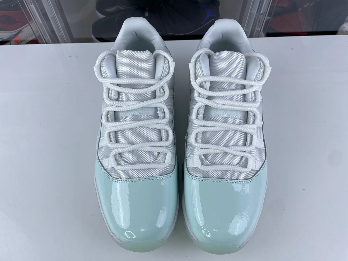 SmartChoice GOAT Air Jordan 11 Low “Igloo” 1038