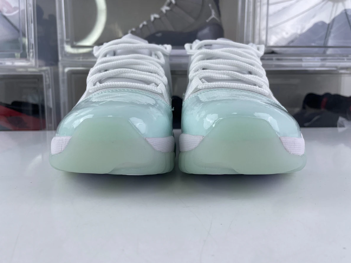 SmartChoice GOAT Air Jordan 11 Low “Igloo” 1038