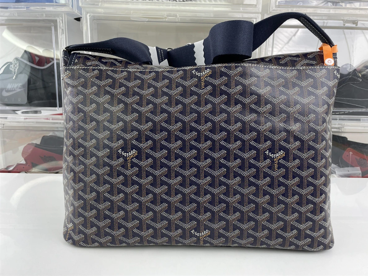 SmartChoice GOYARD Purple Citadin Postal bag ( 35x 26 x 7.5cm) 247