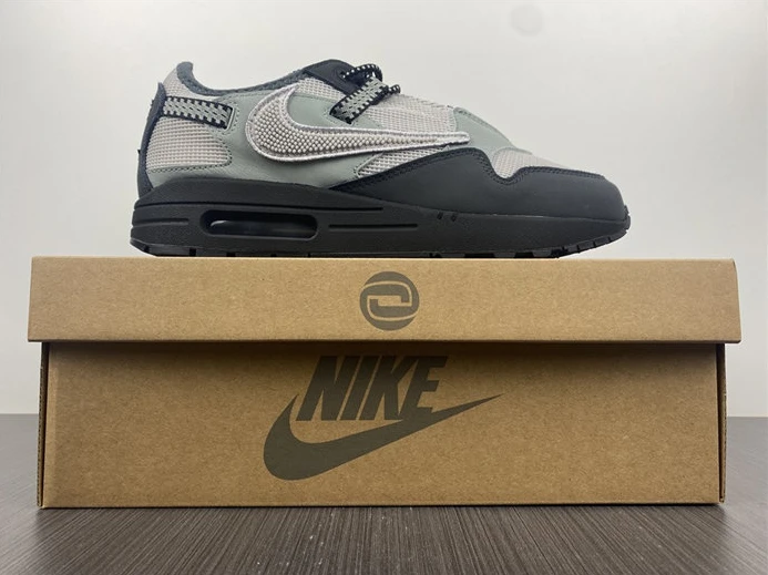 SmartChoice Nike Air Max 1 DO9392-001 2560