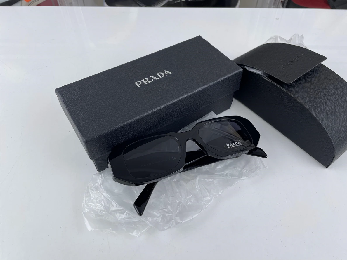 SmartChoice PRADA Black cool Sunglasses 377