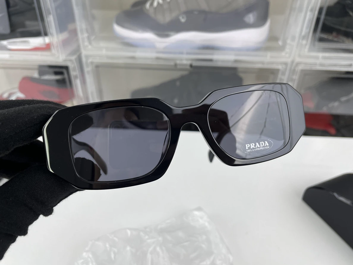 SmartChoice PRADA Black cool Sunglasses 377