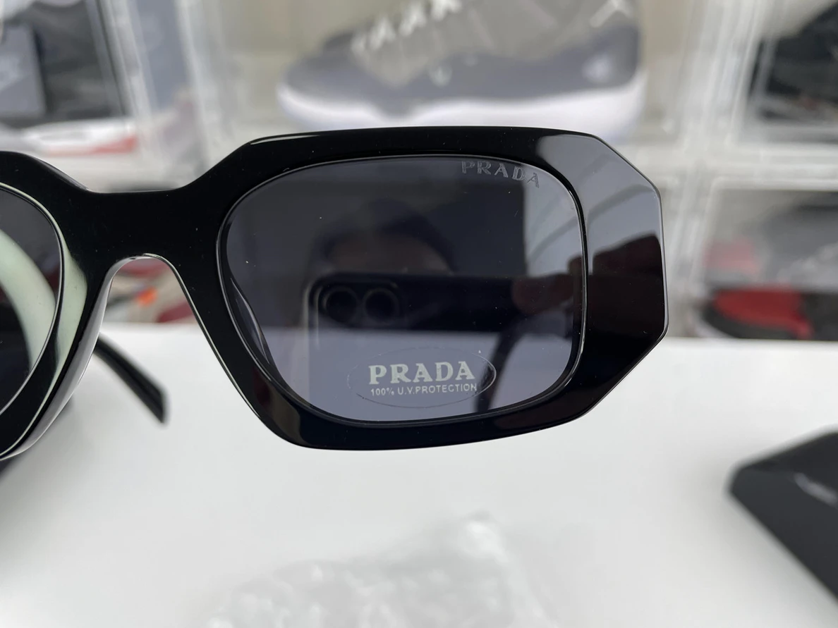 SmartChoice PRADA Black cool Sunglasses 377