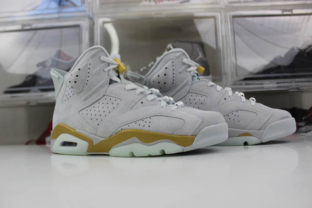 SportInspired 1430 GOAT Air Jordan 6 Craft Paris 978