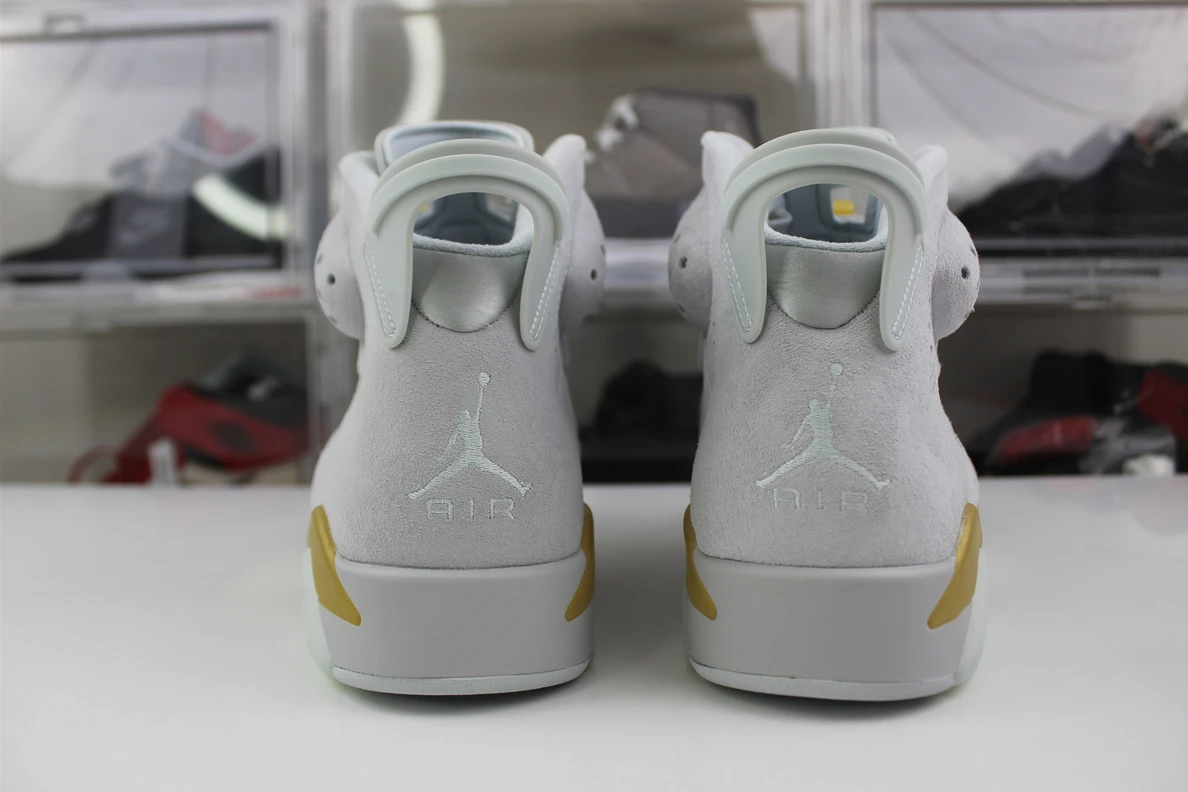 SportInspired 1430 GOAT Air Jordan 6 Craft Paris 978