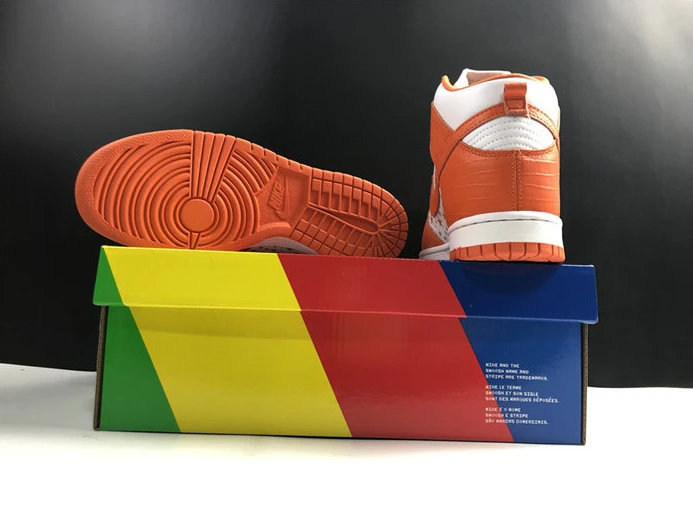 SportInspired 1719 Nike SB Dunk High Supreme Orange 307385- 2205