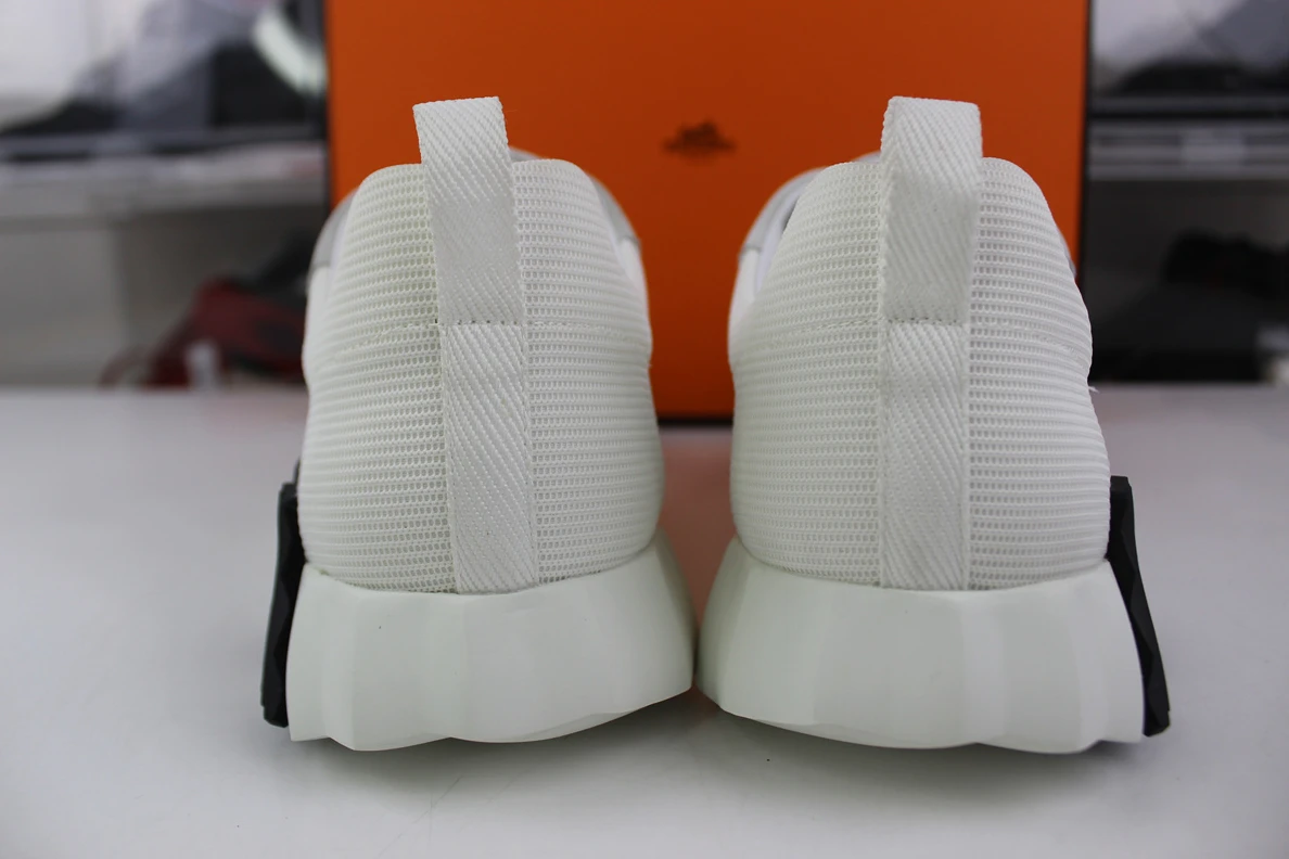 SportInspired 3362 HERMES BOUNCING White Black 109