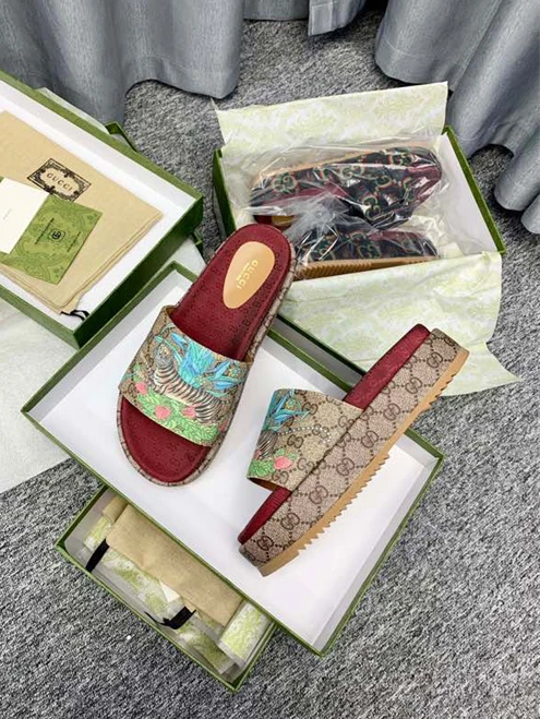 SportInspired 3842 Gucci Slipper 3245