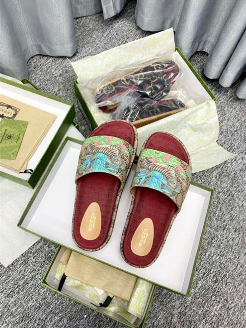SportInspired 3842 Gucci Slipper 3245