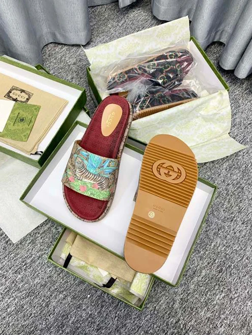 SportInspired 3842 Gucci Slipper 3245