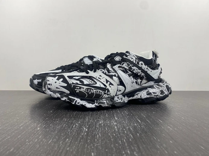 SportInspired 5607 Balenciaga Track Graffiti Black White 542023 W3RRA 3423