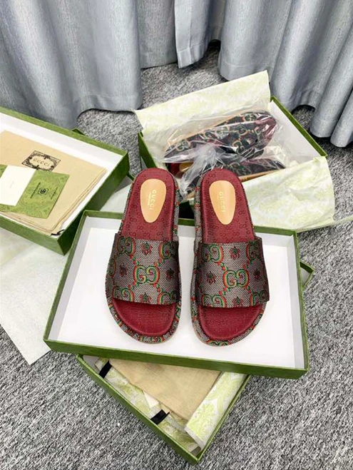 SportInspired 8301 Gucci Slipper 3238