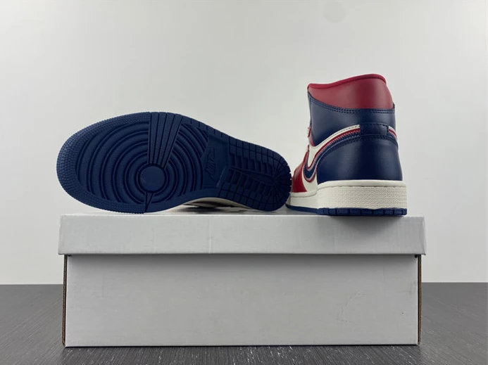 SportInspired Air Jordan 1 Mid DZ5485-410 433