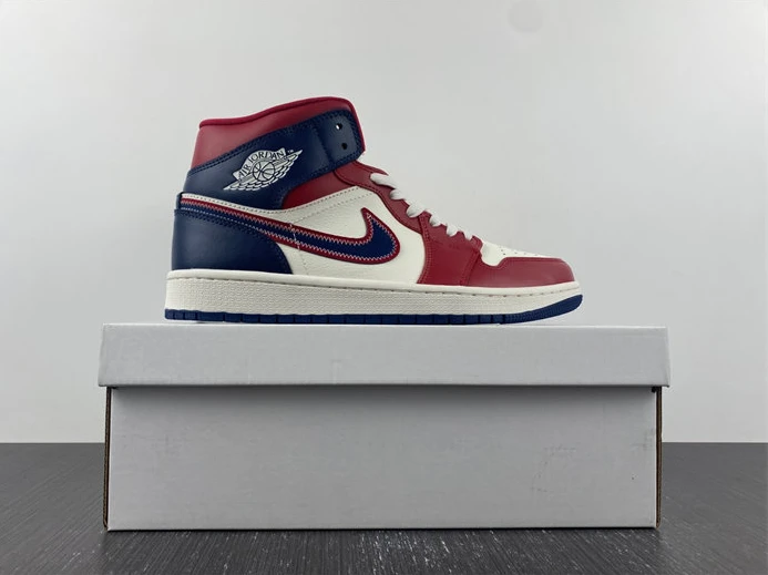 SportInspired Air Jordan 1 Mid DZ5485-410 433