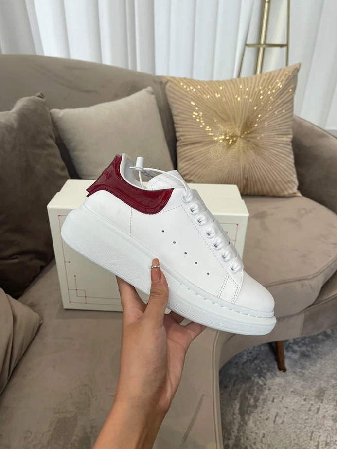 SportInspired Alexander McQueen Oversized 1327