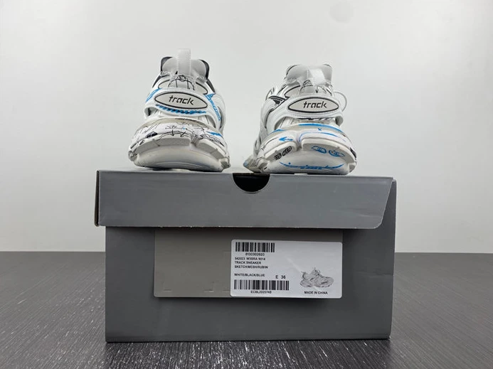 SportInspired Balenciaga Track 542023 W3SRA 9014 3422