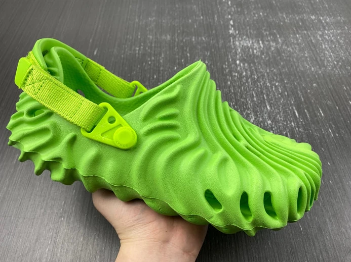 SportInspired Crocs Pollex Clog by Salehe Bembury Crocodile 207393-30T 3068