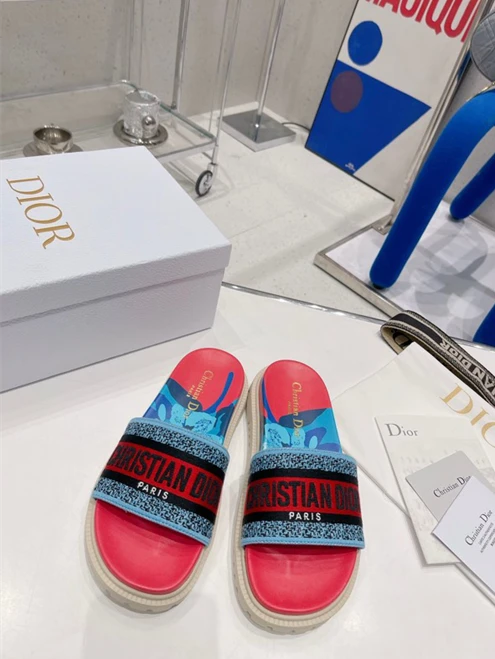 SportInspired Dio Slipper 3292